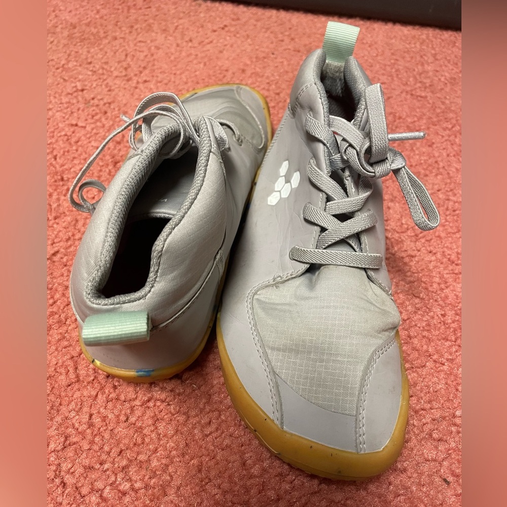 Vivobarefoot Kids shoes